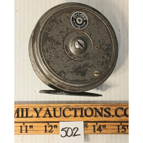 J.W. YOUNG & SONS PRIDEX FLY REEL