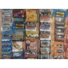 Image 2 : QTY OF HOTWHEELS, MATCHBOX, ETC - INCL 1997 CORVETTE, CASE IH, ETC