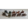 Image 3 : LOT OF 2 - BRITAINS LTD. LEAD HORSE DRAWN WAGONS W/ CANNONS