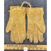 Image 3 : PAIR OF TANNED MOOSE LEATHER & BEADED GLOVES