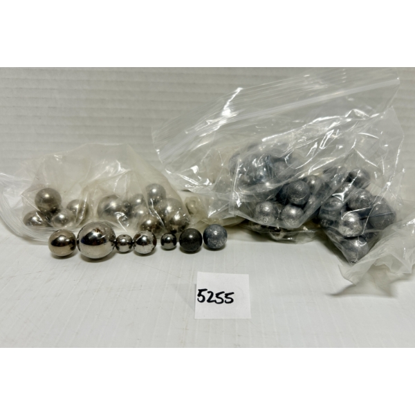 BULLETS: APPROX 60X MIXED ROUND BALLS