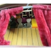 Image 9 : CHRIS CRAFT STYLE SPEEDBOAT MODEL W/ STAND