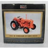 Image 5 : SPEC-CAST DIECAST CASE "D" STANDARD GAS WIDE FRONT TRACTOR MODEL