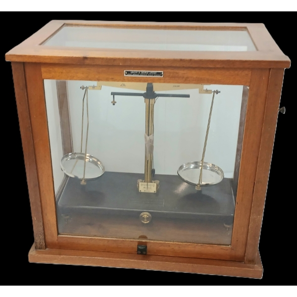 BRASS GRIFFIN & GEORGE LTD APOTHECARY SCALES W/ CASE - CIRCA 1950-60's