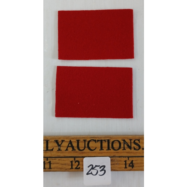 PAIR OF WWII CDN 1ST DIVISION SHOULDER PATCHES
