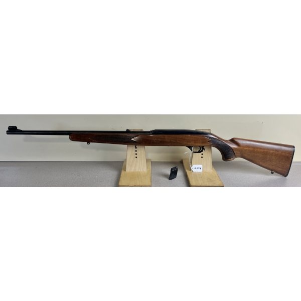 WINCHESTER MODEL 490 IN .22 LR 