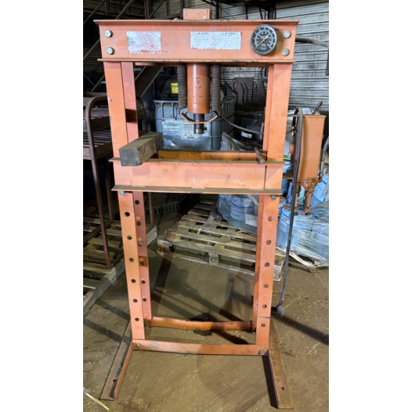 MANUAL PRESS - 35 T - NO AIR