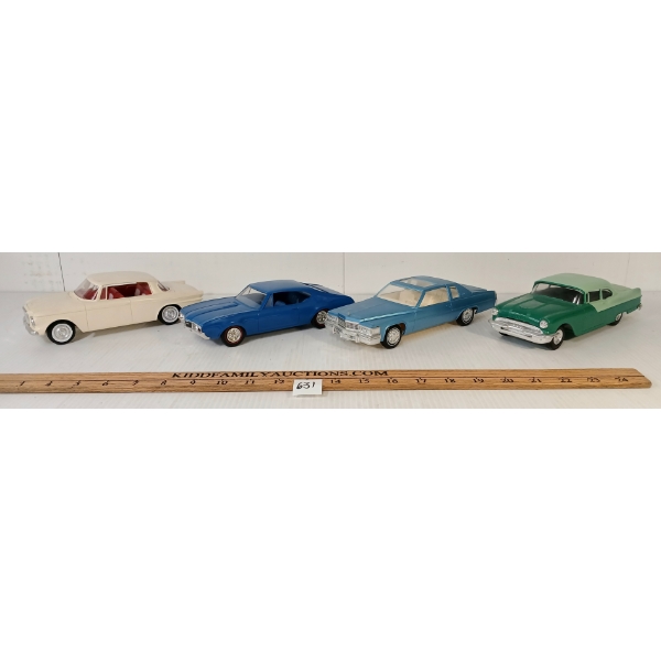 LOT OF 4 - JO-HAN PLASTIC DEALERSHIP MODELS - INCL 1962 STUDEBAKER & PONTIAC