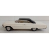 Image 4 : 1964 FORD GALAXIE 500 XL DEALERSHIP MODEL PROMO CAR
