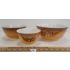 Image 2 : LOT OF 3 - PYREX OLD ORCHARD PATTERN MIXING BOWLS