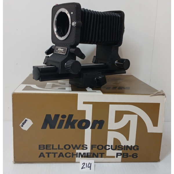NIKON BELLOWS PB-6 - CAMERA FOCUSING ATTACHMENT 
