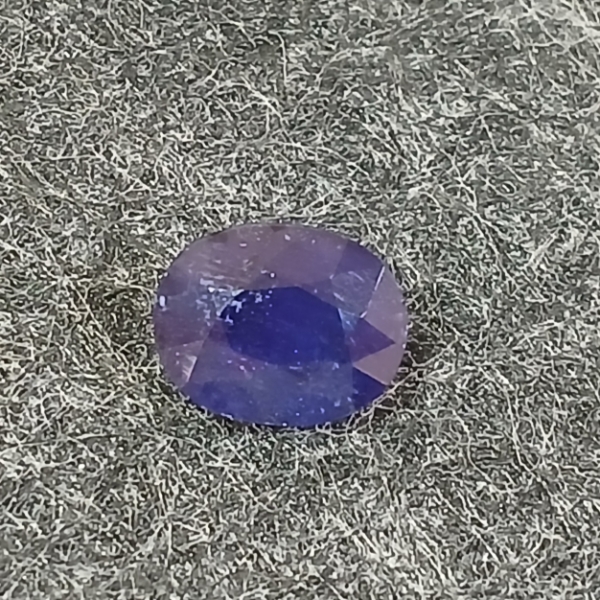 NATURAL BLUE SAPPHIRE - OVAL CUT