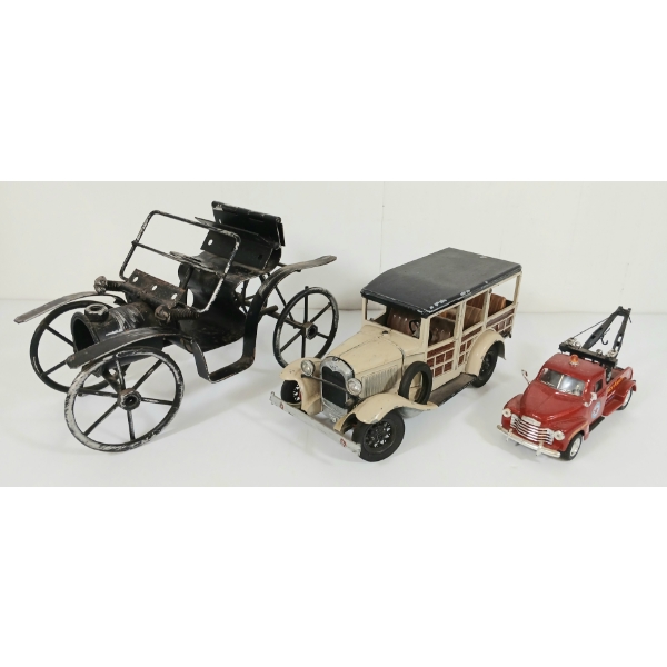 LOT OF 3 - DIECAST HUBLEY, KINSMART TOW TRUCK ETC.