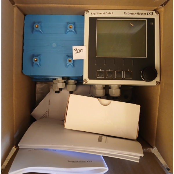 LIQUILINE M CM42 CONDUCTIVE MEASUREMENT TRANSMITTER