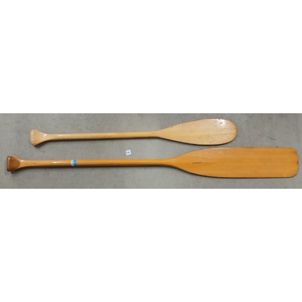 LOT OF 2 - PADDLES