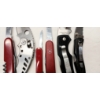 Image 5 : LOT OF 6 - SWISS ARMY FOLDING KNIVES, SPYDERCO TOOL & S&W CUTTING HORSE KNIFE
