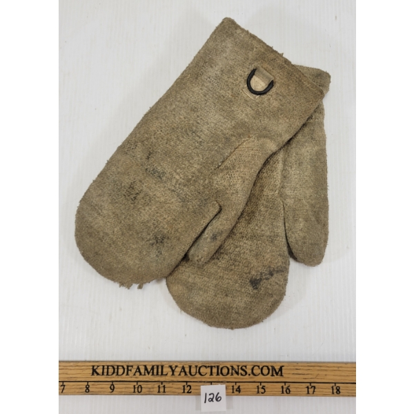 PAIR OF OLYMPIC GLOVE CO. .50CAL MG MITTENS
