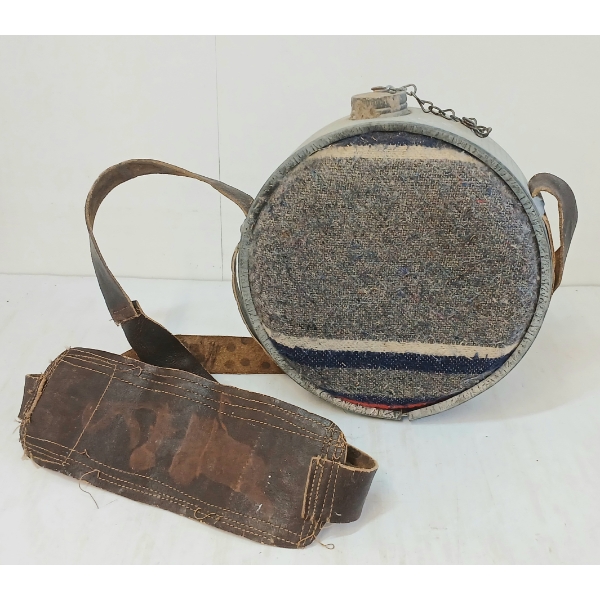 CANTEEN W/ STRAP