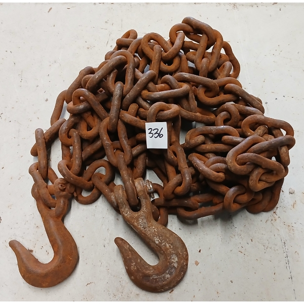 14FT CHAIN W/ HOOKS