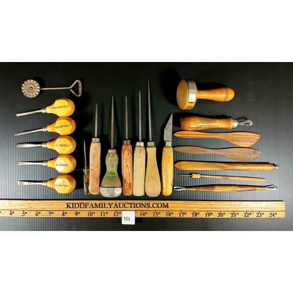 QTY OF ANTIQUE WOOD CARVING TOOLS - KEMPER, MILLERS FALLS, ETC - CIRCA 1940s-1960s