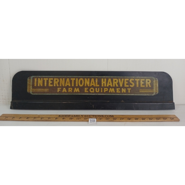 INTERNATIONAL HARVESTER MOTOR TRUCKS DST DISPLAY TOPPER