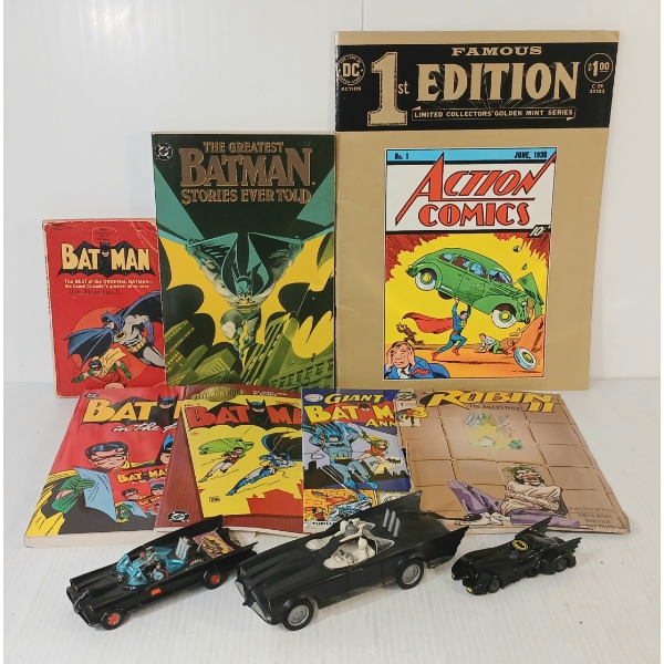LOT OF 9 - DC BATMAN COMICS, GRAPHIC NOVELS & MODELS - INCL "BATMAN IN THE FORTIES"