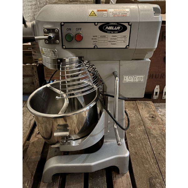 NELLA INDUSTRIAL MIXER MODEL SP200A