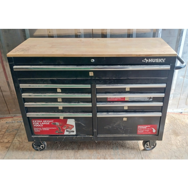 HUSKY MOBILE WORKBENCH W/ KEY