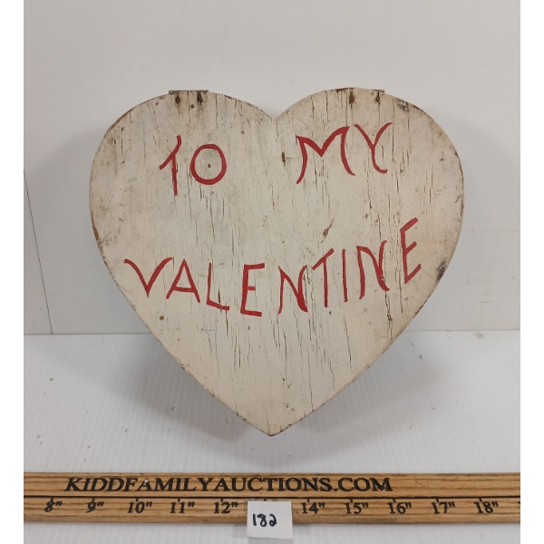 FOLK ART "TO MY VALENTINE" CHOCOLATE BOX