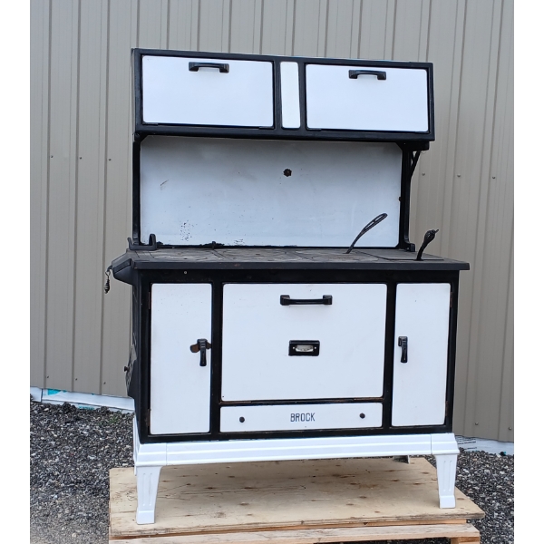 BROCK ENAMEL WOOD COOK STOVE W/ WARMING OVEN & NEW WATER RESERVOIR