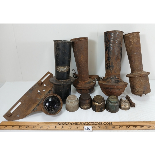 JOB LOT - FORD MODEL T PARTS - INCL LIGHT, HORNS & HUB CAPS
