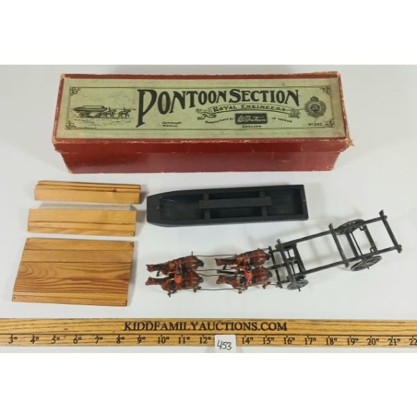 BRITAINS SOLDIERS LEAD FIGURES - NO. 203A ROYAL ENGINEER'S PONTOON SECTION