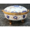 Image 6 : PORCELAIN TRINKET BOX