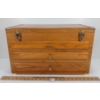 Image 2 : PINE COLLECTOR'S CHEST