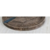 Image 4 : LOT OF 2 - WWI VICTORY & WWII DEFENCE MEDALS