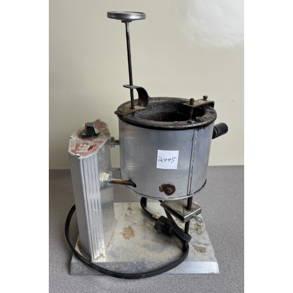 LEE PRO 4-20 LEAD POT