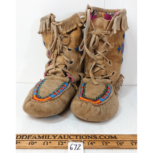 PAIR OF BEADED MUKLUKS