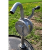 Image 2 : EMPTY OIL DRUM W/ PUMP
