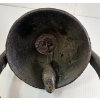 Image 3 : CAST IRON BULL HORN DESIGN BELL WITH WALL MOUNT