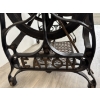 Image 2 : EATON TREADLE SEWING MACHINE BASE