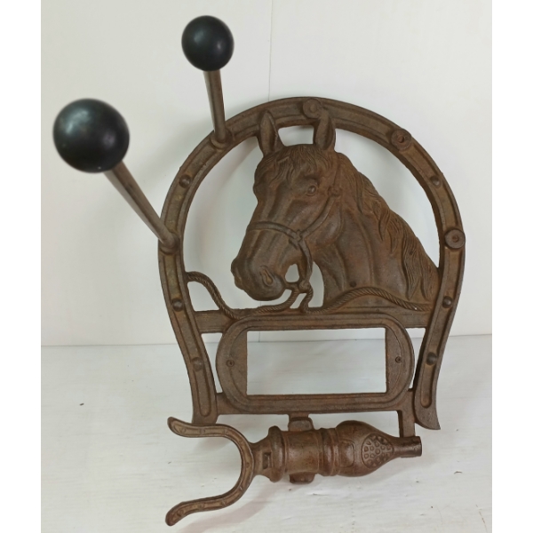 CAST IRON HORSE MOTIF BOOT JACK & SCRUBBER