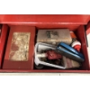Image 4 : TOOL BOX W/CONTENTS