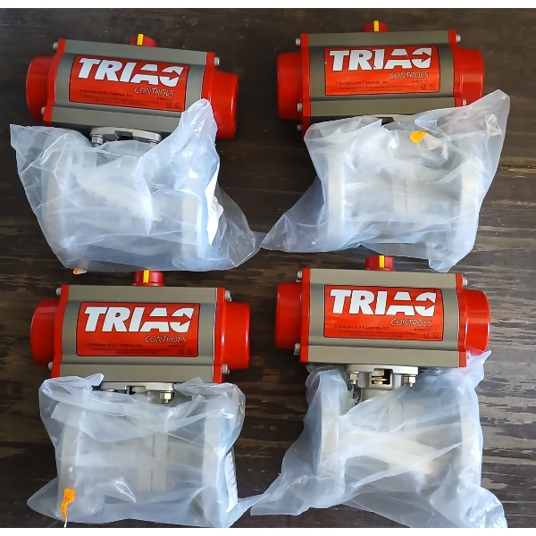LOT OF 4 - TRIAD RACK & PINION ACTUATORS - AS NEW