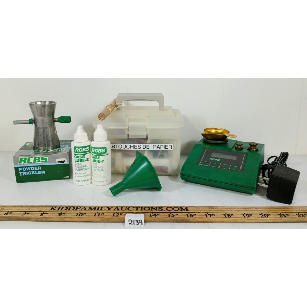 JOB LOT - RELOADING - RCBS ELECTRIC SCALE, POWDER TRICKLER, CASE LUBE, ETC