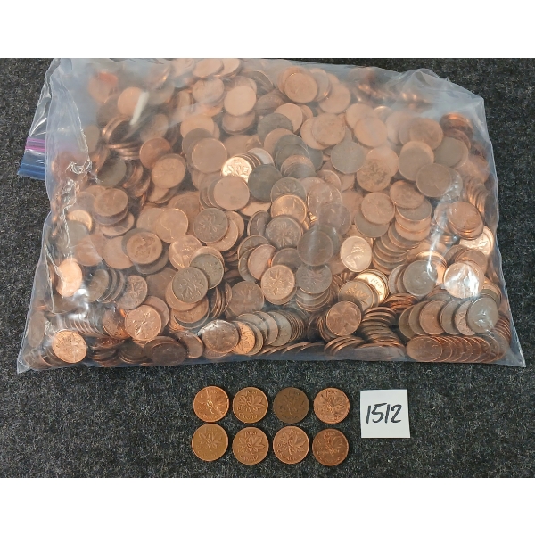 QTY OF CDN & US PENNIES