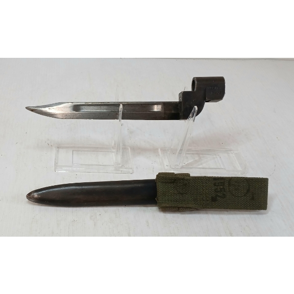 LEE ENFIELD NO. 9 MK I BAYONET W/ SCABBARD & FROG