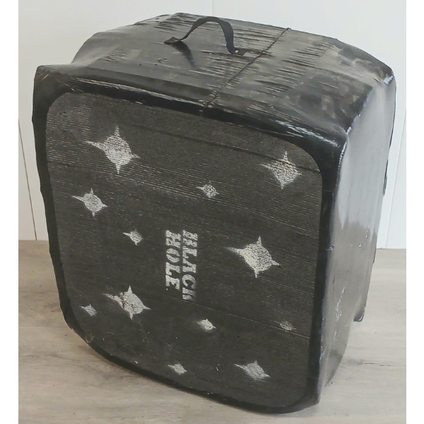 BLACK HOLE ARCHERY TARGET BLOCK