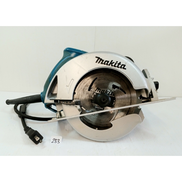 MAKITA 7-1/4IN CIRCULAR SAW MODEL 5007N