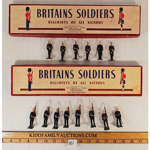 LOT OF 2 - BRITAINS LEAD FIGURES - NO. 35 & 2071 ROYAL MARINES