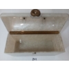 Image 2 : LUCITE BOX PURSE